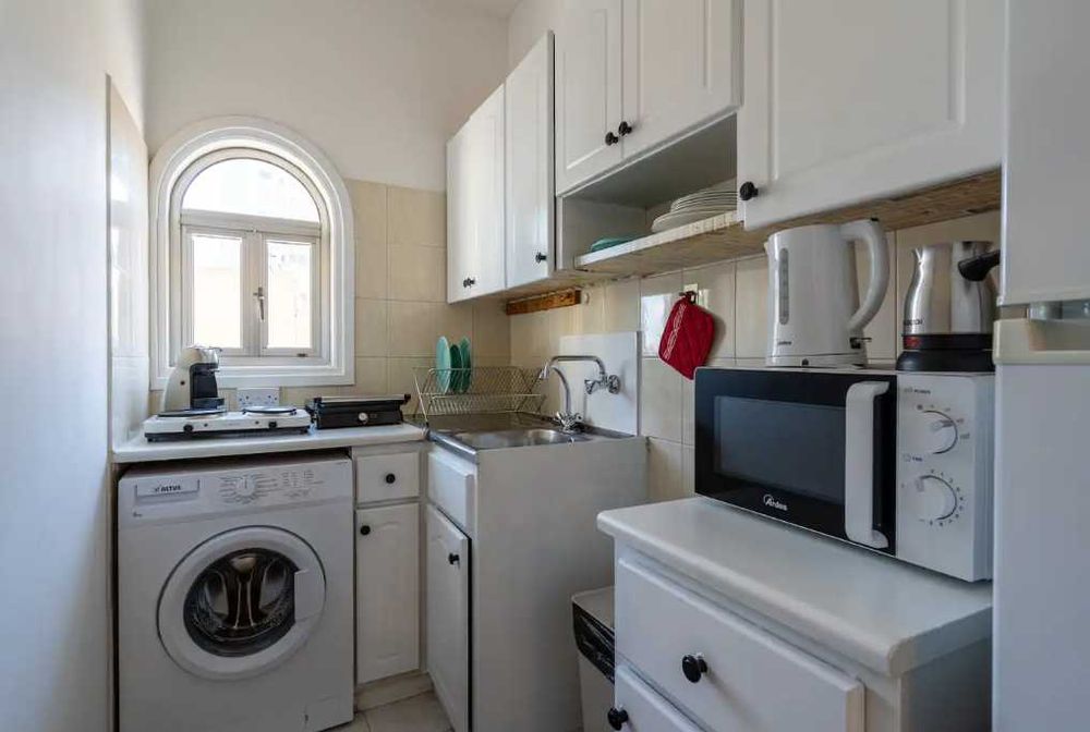 Дава се под наем Двустаен апартамент в Пловдив, Централна гара - 62 кв.м за 346.8 € - Снимка #2