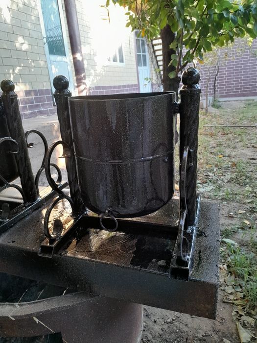 Продам Урно для мусора