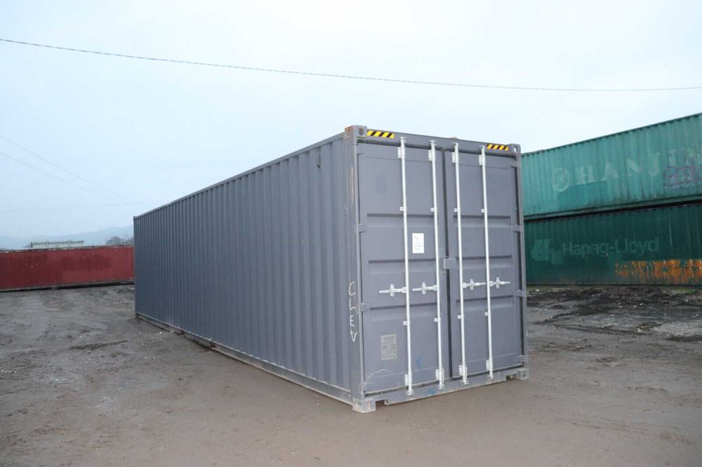 Containere folosite de 20 ft și 40 ft