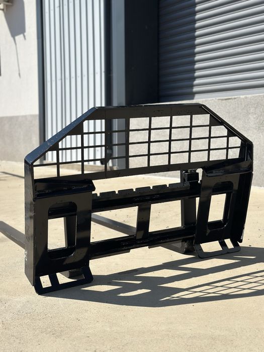 Палетни вилици за мини челен товарач