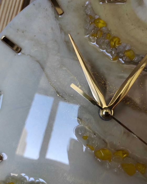 Интерьерные настенные часы