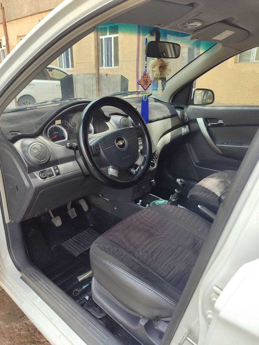 Продается Nexia 3