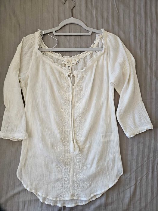 IE H&M marimea 38, noua