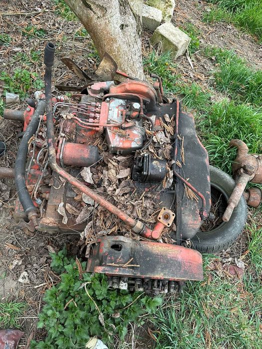 Vând motor BELARUS de 80 cai, funcțional