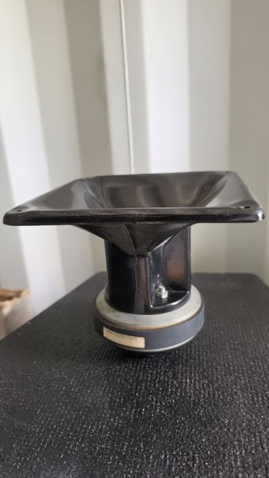 Driver + Goarna B&C DE250