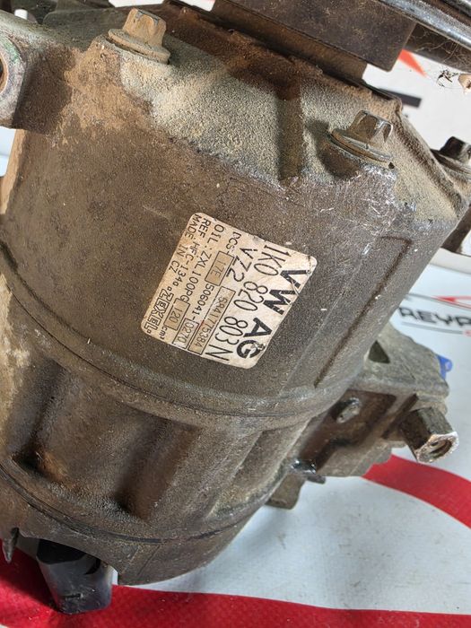 Compresor clima VW Skoda cod 1K0820803N