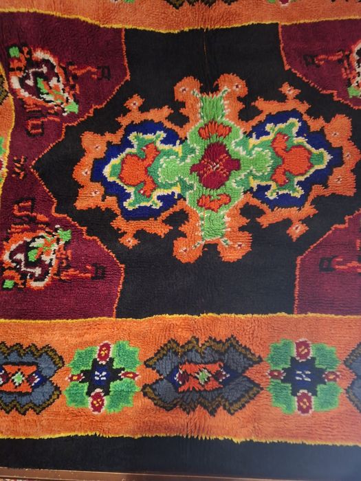 Нов китеник ,с шарки