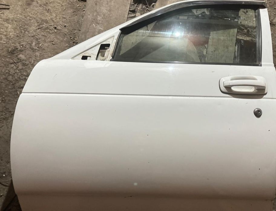 Продам дверь на приору