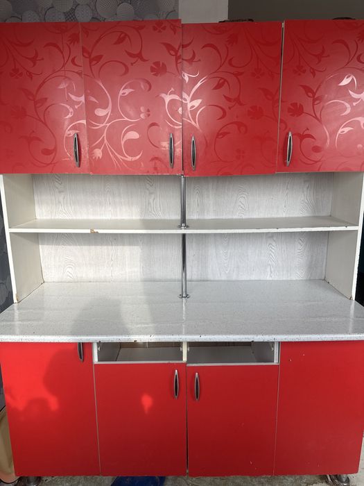 Кухонный угалок состояние б/у