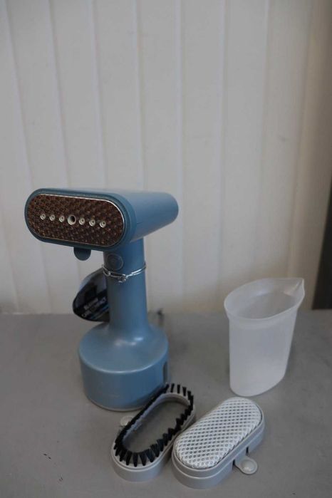 Taurus Sliding Care Compact - Парна ютия 1600W, Неръждаема стомана