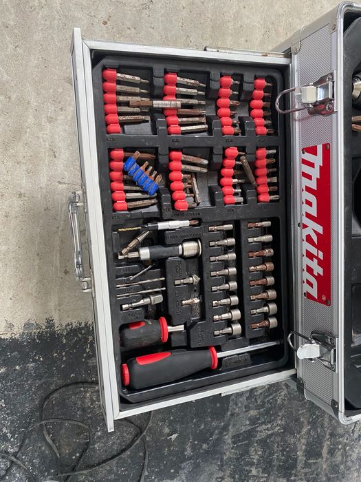 Valiza MAKITA cu accesorii