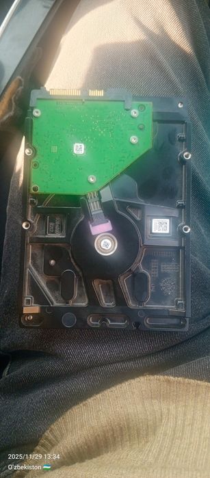 Qattiq Disk/ Vent sotiladi