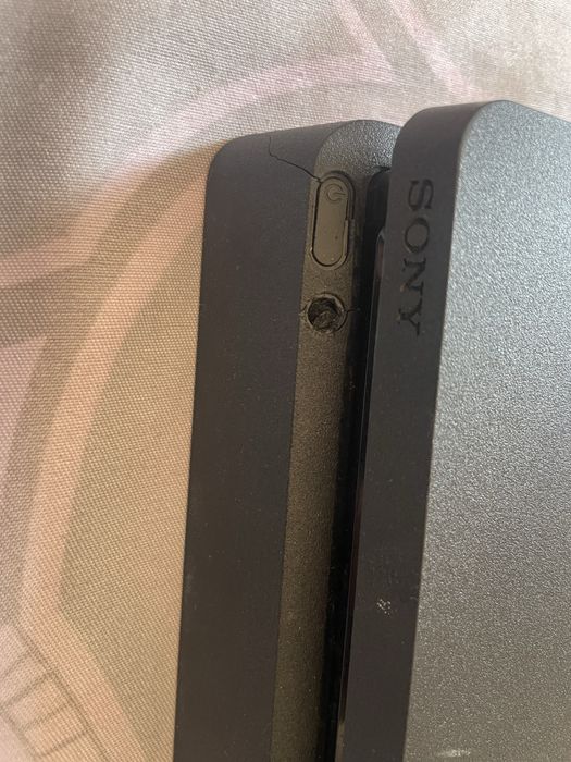 Продам PlayStation 4 Slim 1tb ПС4