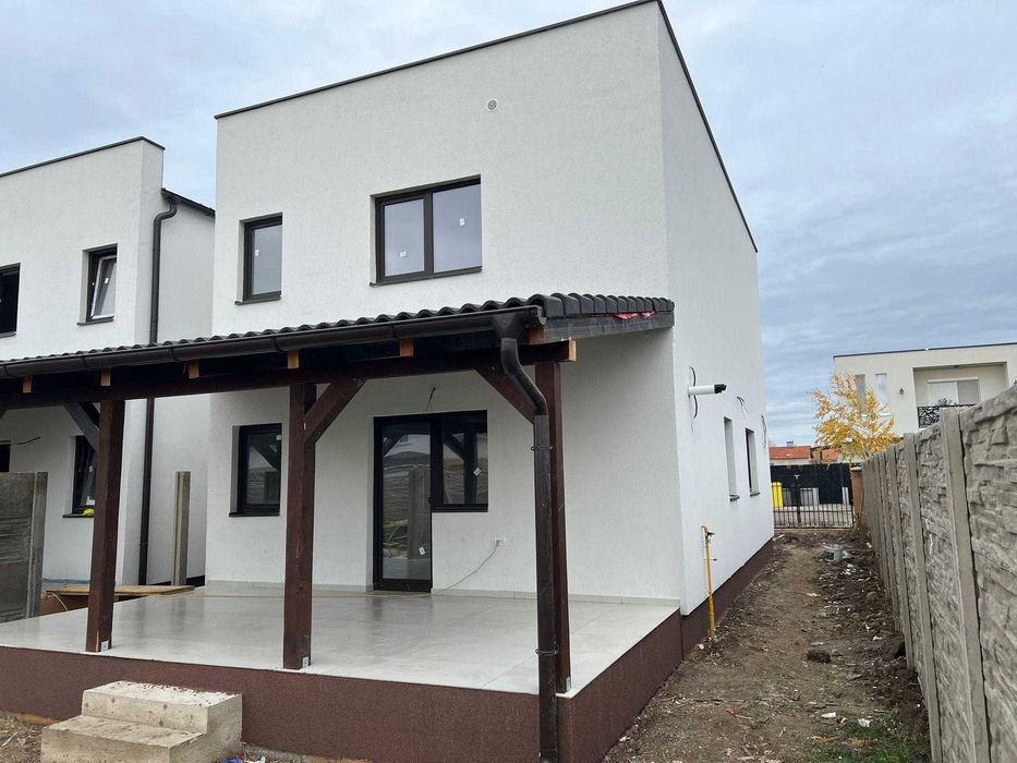 Duplex Individual Bucovat,Remetea Mare / Persoana Fizica