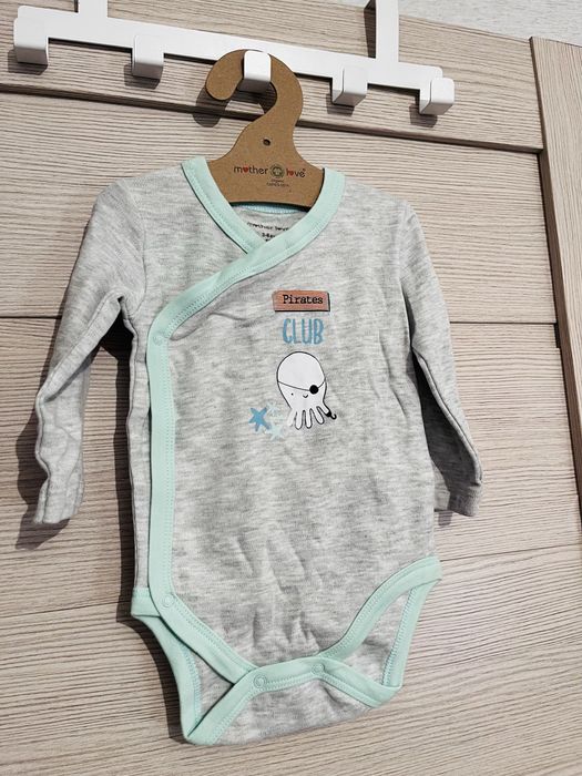 Продам новые детские вещи