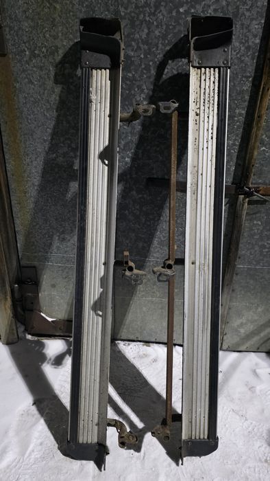 Продам пороги-подножки