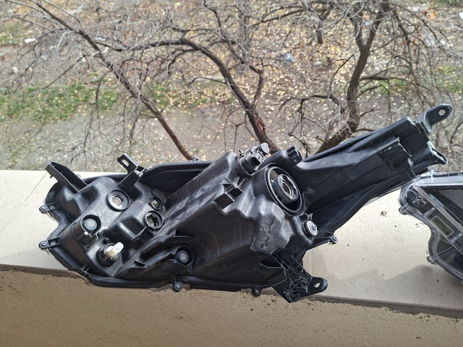 Фарове Toyota Yaris 2018 - 2022