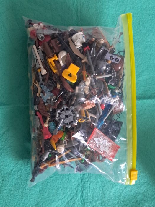 Colecție Masivă LEGO: 75+ Minifigurine Star Wars, Ninjago, City, etc