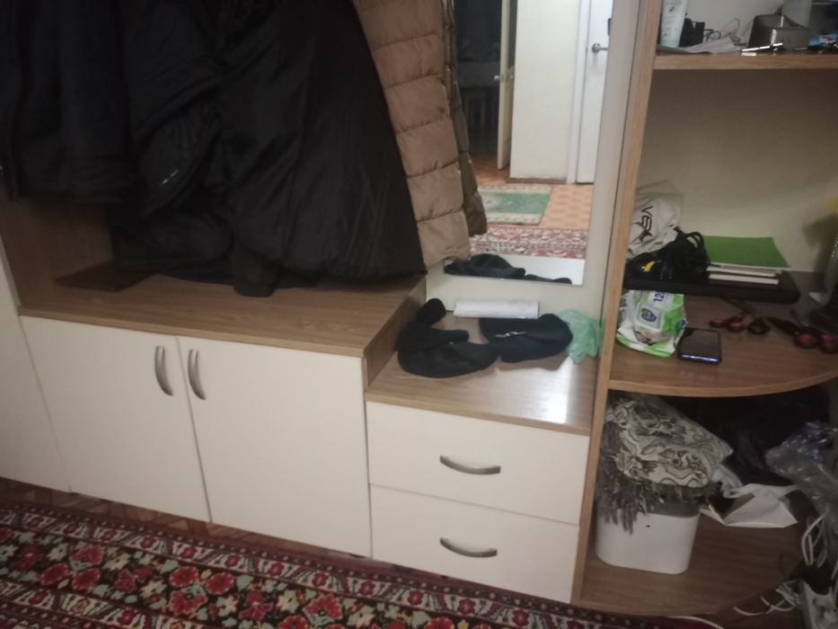 Продам Прихожия очень хорошый