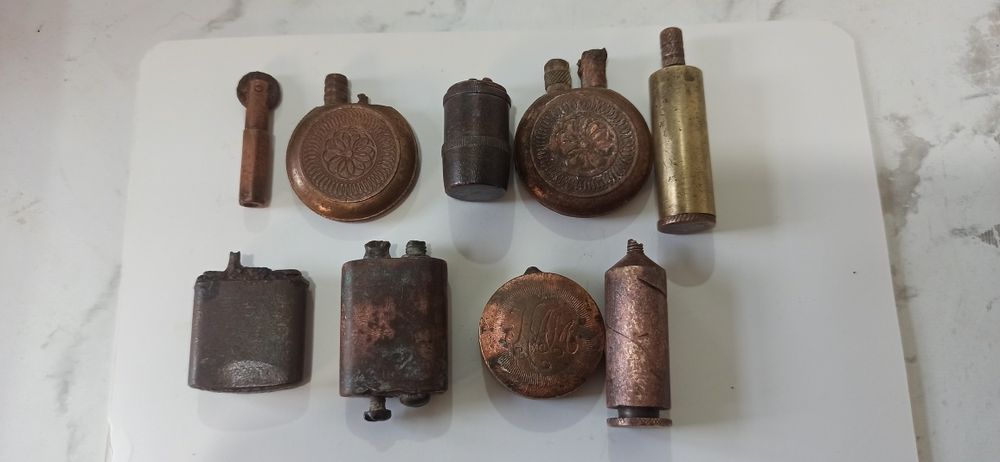 Антикварные зажигалки.