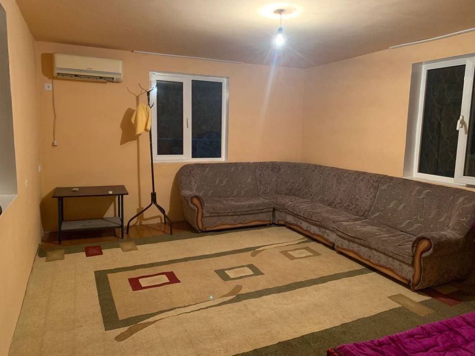 Dacha sotiladi holati yaxshi 12 sotix yangiyol