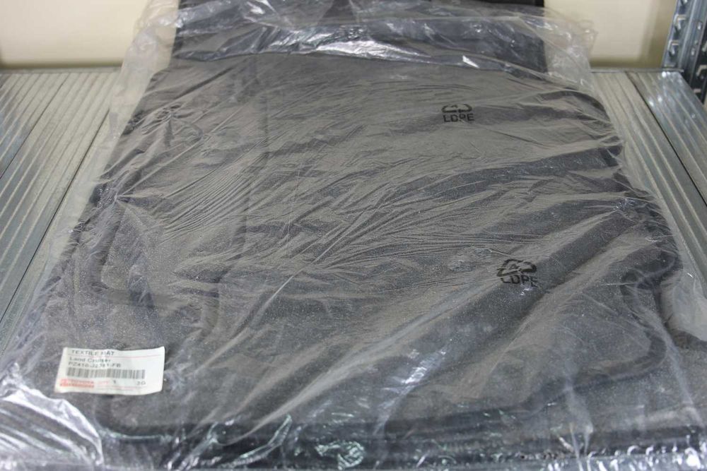 Оригинални нови стелки Toyota Land Cruiser Prado 2009г.-2017г.