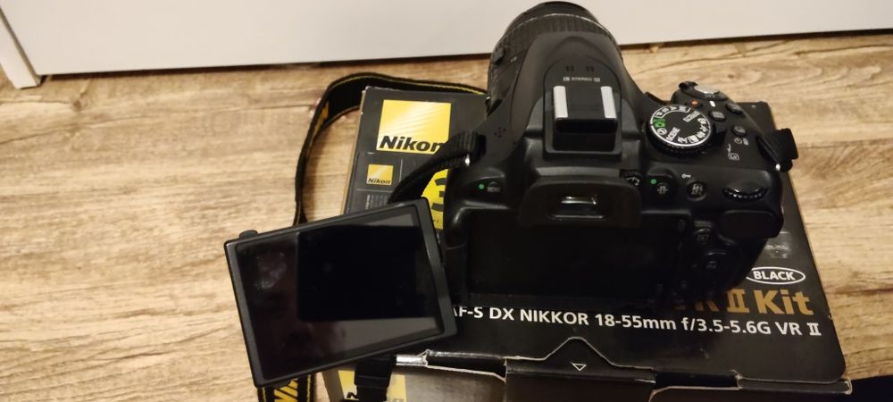 Nikon D5200 aparat DSLR