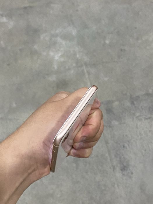 Iphone 8 64gb ideal gold