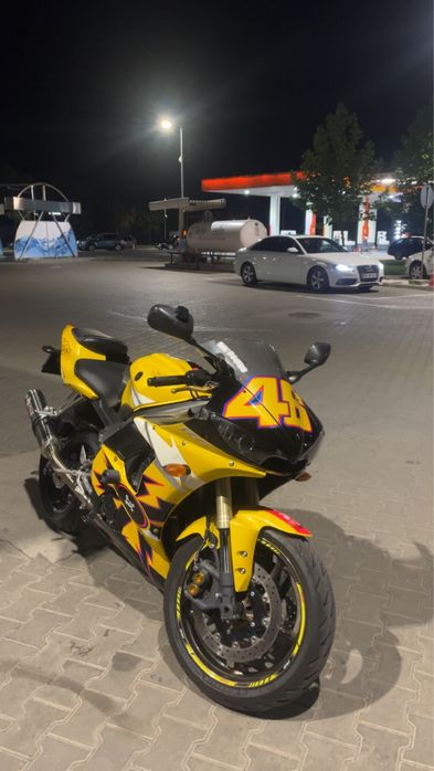 Vand YAMAHA YZF R6 rj09 2005 editie VR46 nr. 2121