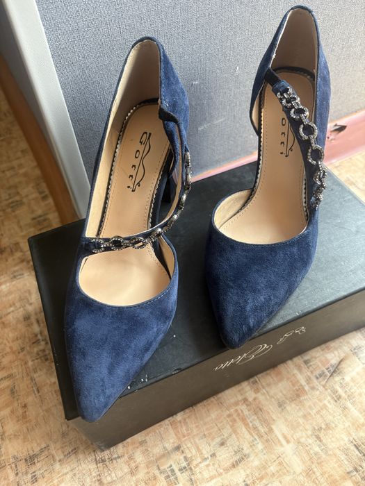 Туфли натуралка 5000 новые