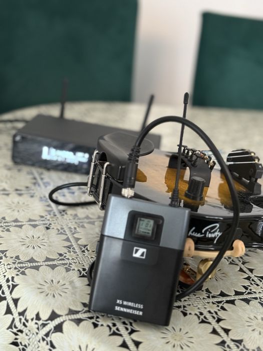 Vând Sennheiser XSw 2-Ci1 B