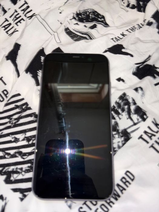 Iphone 11 vand urgent