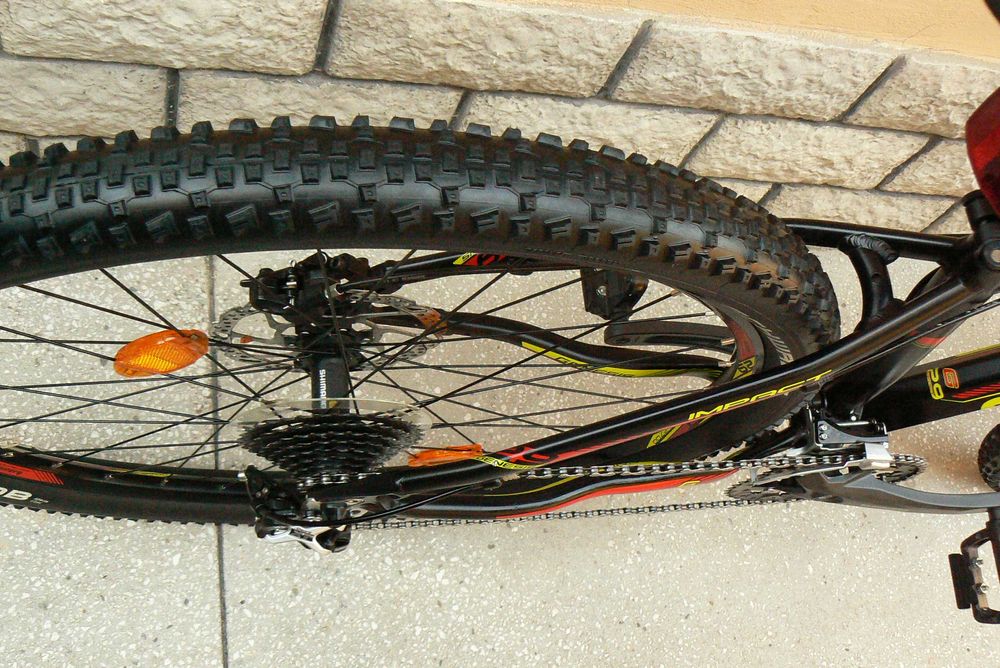 Bicicleta mountain bike Genesis 29