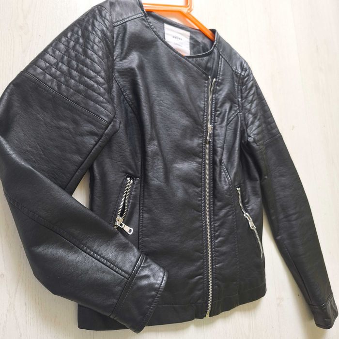 Кожено  яке от House, размер XS