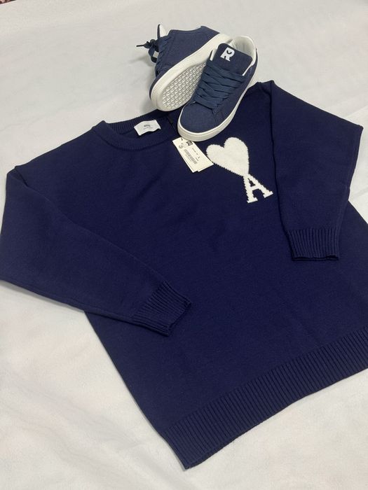 Продается свитер Ami + кеды