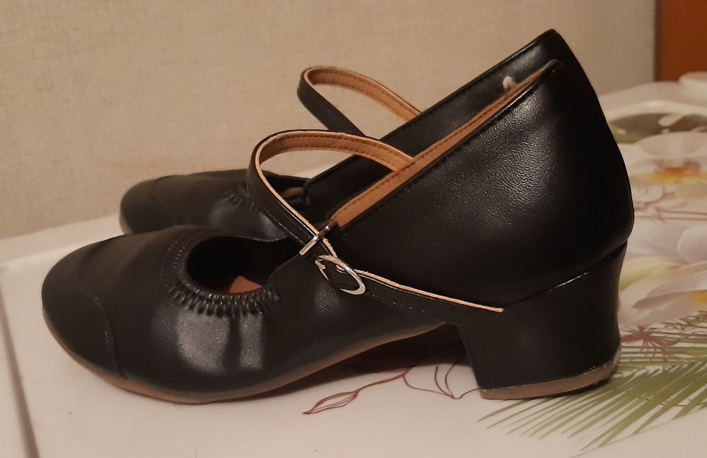 Туфли танцевальные