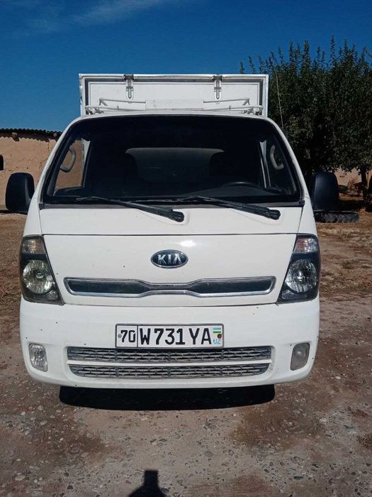 KIA BONGO 2012-yil