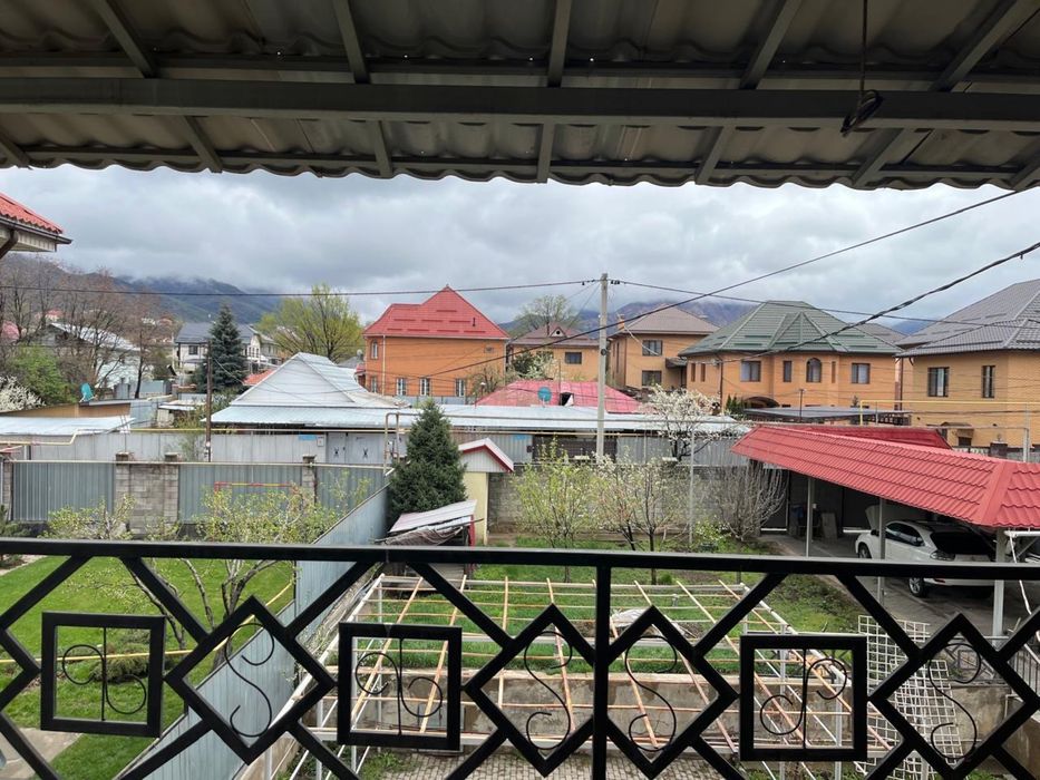 Продам большой дом