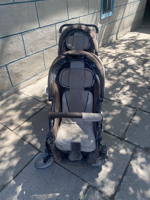 Коляска для двойни или погодок