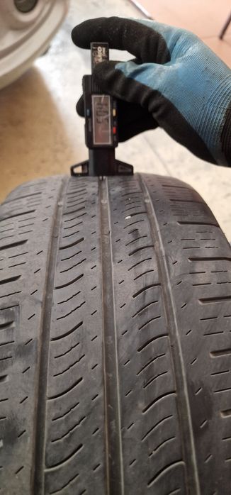 Все сезонни гуми за бус