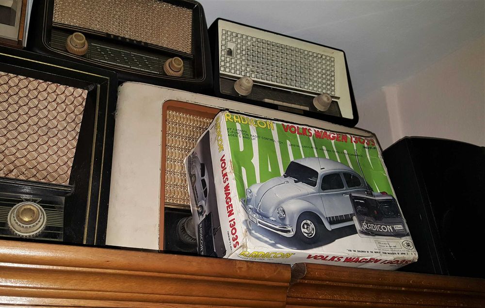 Masinuta cu telecomanda Radicon Volks Wagen 1303 S (Made in JAPAN)