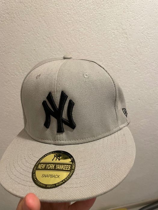 Нови оригинални мъжки шапки