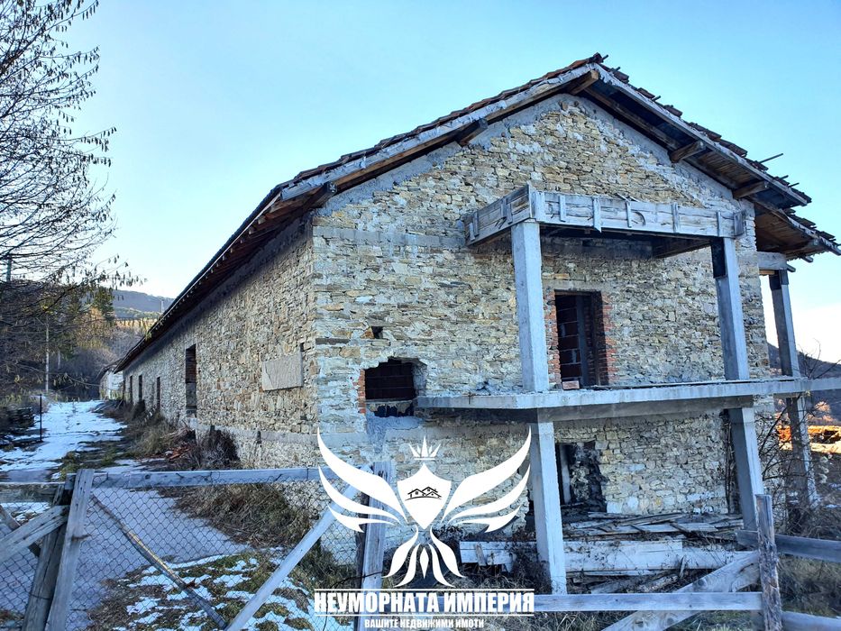 Продава се Парцел в с. Яврово, Област Пловдив - 4000 кв.м за 61 €/кв.м - Снимка #1