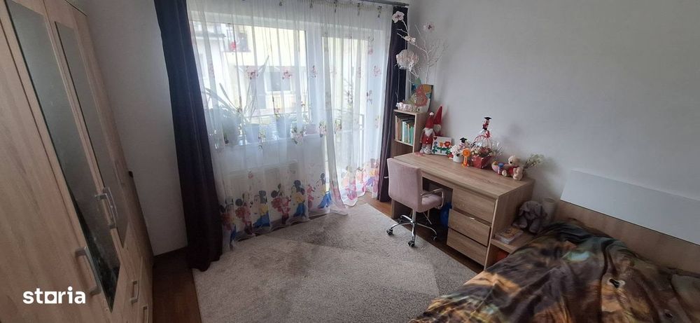 Apartament 3 camere 74 mp, etaj 3/3, BRADET