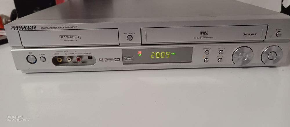 Samsung combo DVD RECORDER- VHS