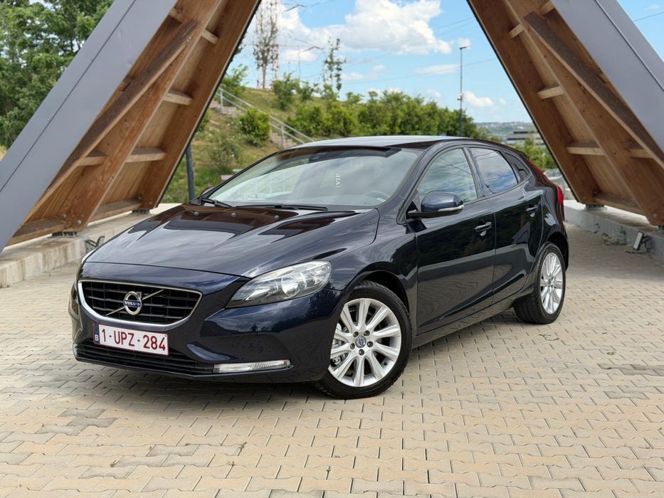 VOLVO V40 2016 — imagine 2
