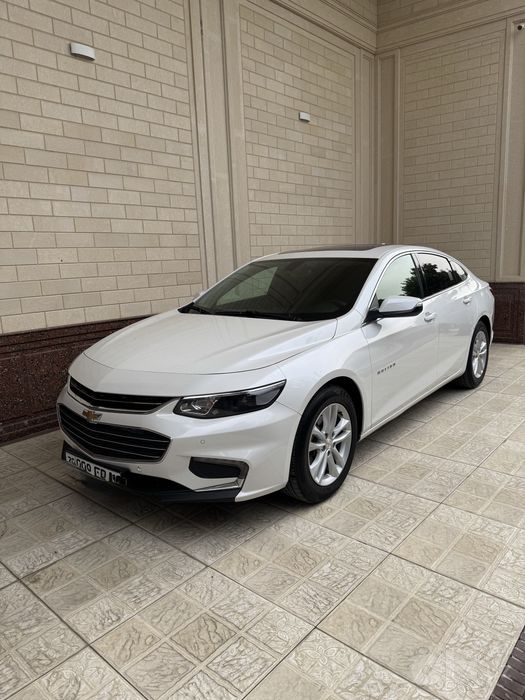 Malibu 2 2.4L sotiladi