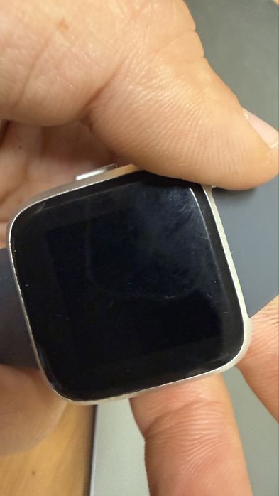 Fitbit FB 415 SE Silver Versa Lite Special Edition Smartwatch