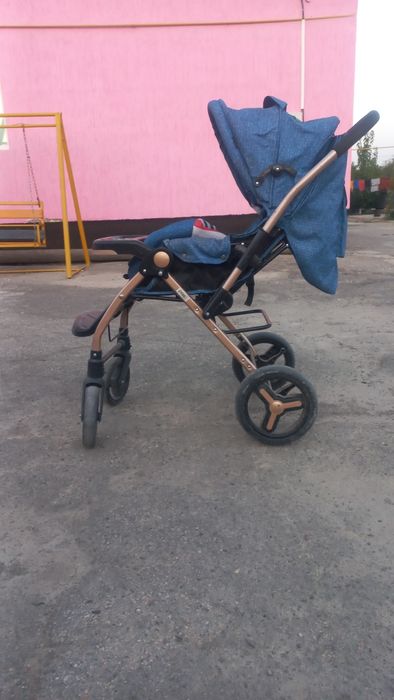 Коляска сатылады бу