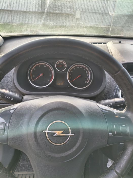Opel CORSA D, an fabricație 2012, unic proprietar in Romania